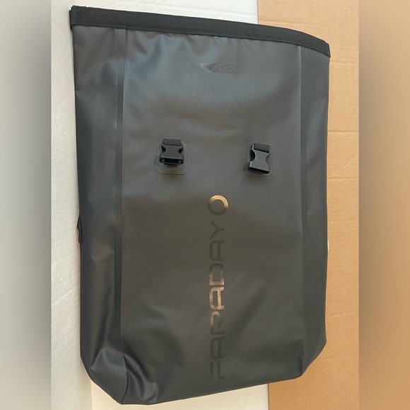 Waterproof Faraday Dry Bag - 17L Backpack - Picture 8 of 14